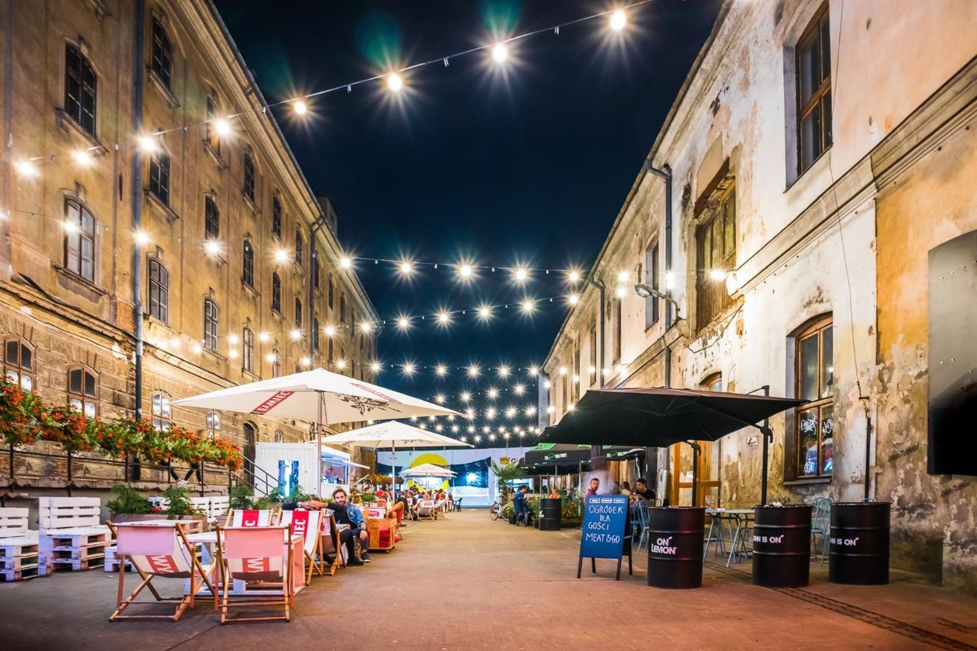 Discover Krakow Apartments - 3 Rakowicka St - Amazing Loft Near Main Station - Netflix Luaran gambar
